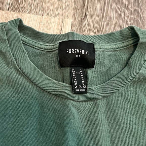 Green patchwork tee - Picture 3 of 3